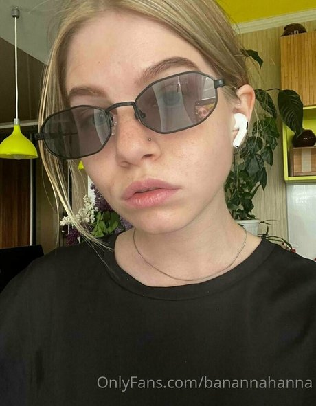 banannahanna かわいいポルノスター 写真