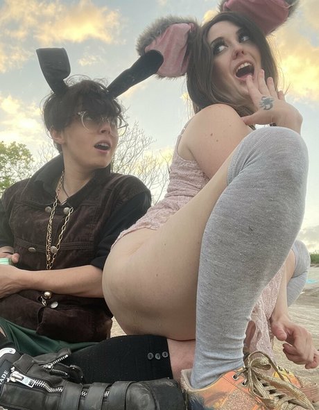 キッチンセックスオンリーファンズ HD 写真