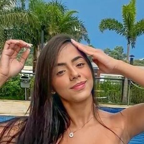 Mariely E Mirella Santos 可愛いモデル 画像