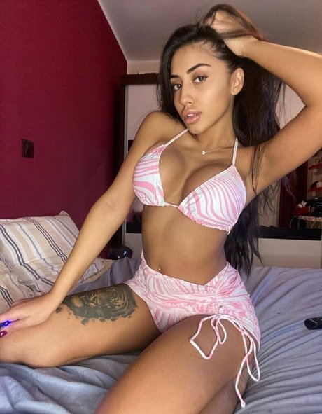 lunnastarr ポルノスター 画像