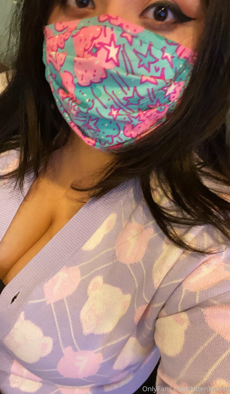 kittenkiyomi 裸のポルノスター ギャラリー