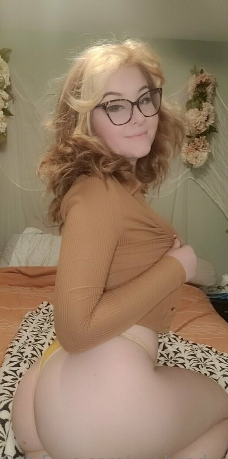 red head redemption 無料女優 画像