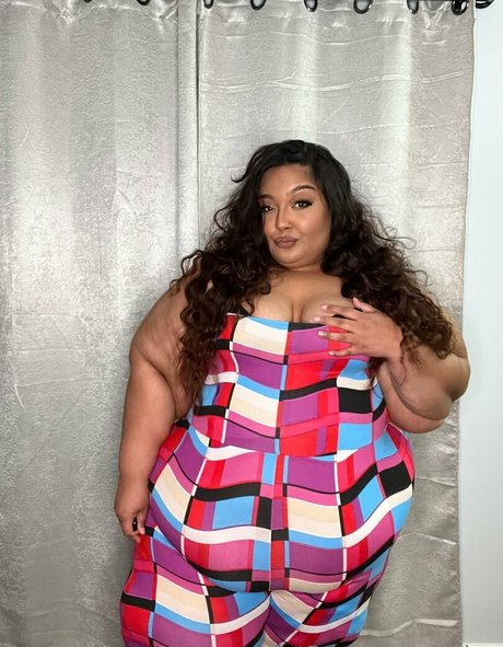 ssbbwprincessjasmine ポルノスター パーフェクト 写真