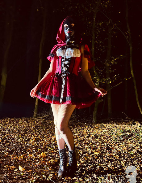 doe eyes free 裸のスター 画像