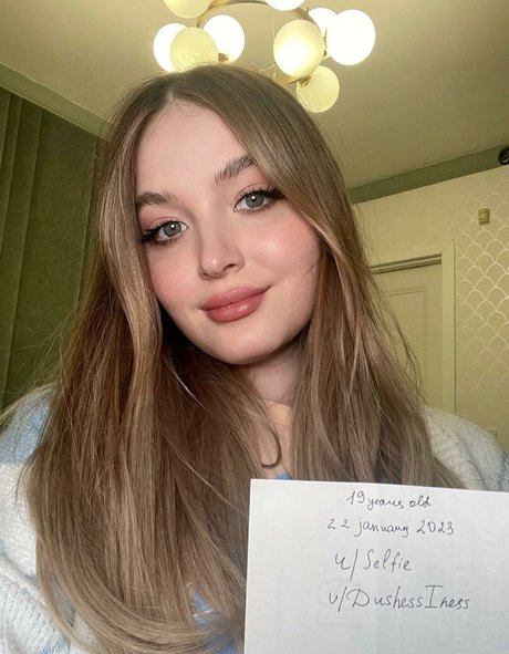 DushessIness xxxポルノスター アーカイブ