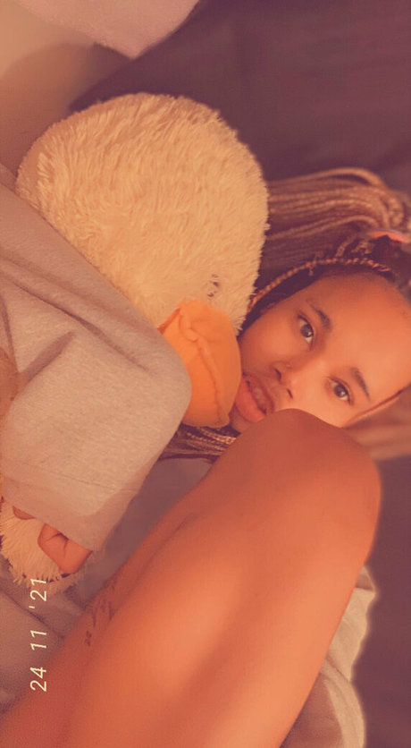 おばあちゃんの熟女オンリーファンズ エロ 写真