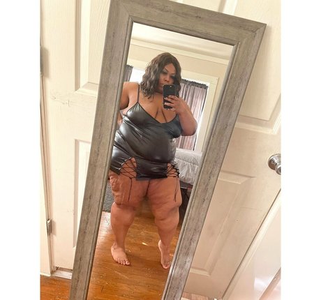 juicaaayyee 高品質女優 画像