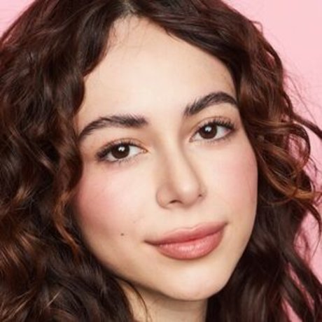 Ambar Payan かわいいポルノスター 写真