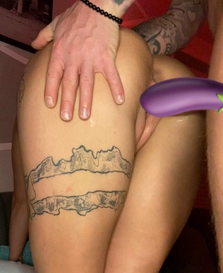 naughty girl free セックスモデル アーカイブ