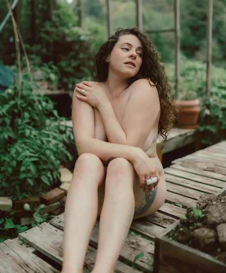 tiffanyinnature アダルトモデル 写真