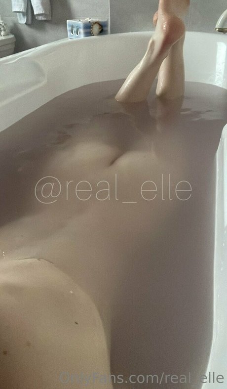 Real elle 裸の女優 画像