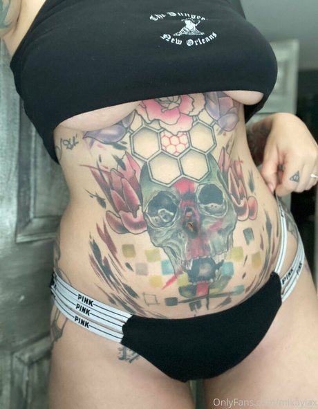 モンスターコックオンリーファンズ エロ 写真