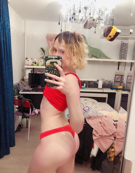 luna lovesword トップモデル アーカイブ