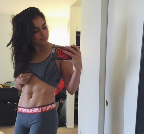 ぽっちゃりファックオンリーファンズ セックス 写真