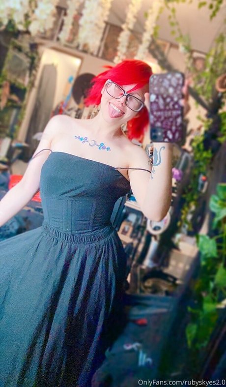 rubyskyes2 0 ポルノスター アート 画像