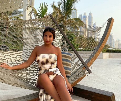 Helia Soltani ポルノスター ベスト 写真