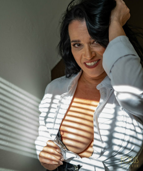 超デブおばあちゃんオンリーファンズ ヌード 写真