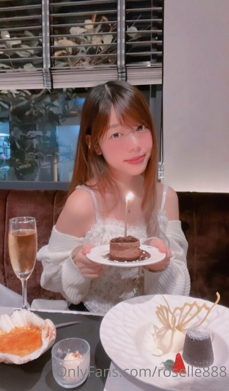 ナースオンリーファンズ 無料アダルト 画像