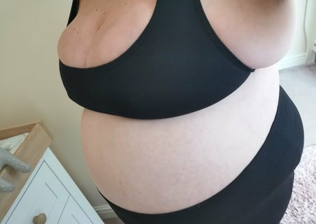 pregnantbbw ポルノモデル 写真