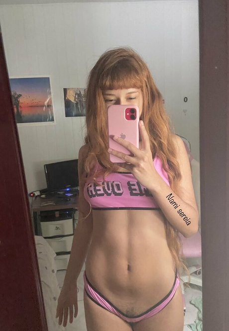 Nami Sereia ヌードスター 写真