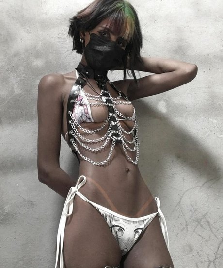 モデルファックオンリーファンズ ホットセックス 写真