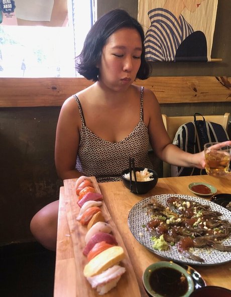 asianeva 美しいスター 写真