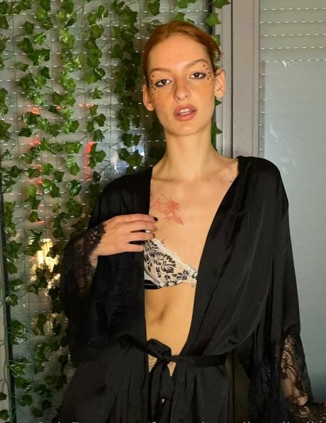 アマチュア寝取られオンリーファンズ エロチック 画像