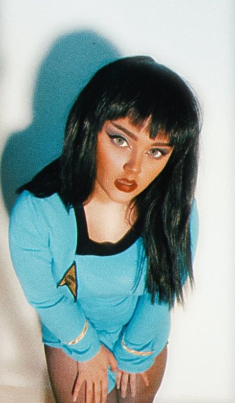 アニメガールズオンリーファン エロチック 写真