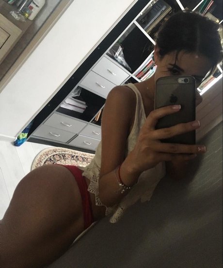 ヌード妻オンリーファンズ 美しいxxx アーカイブ