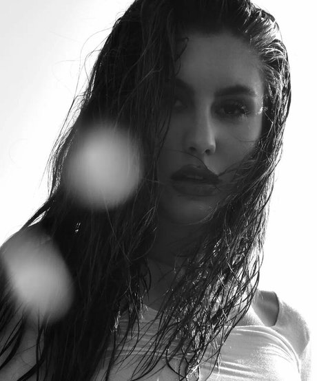 Bethanylydiaa かわいいスター 写真