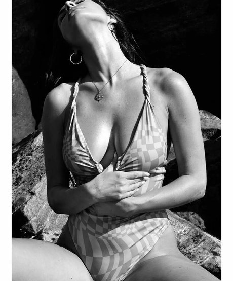 Bethanylydiaa かわいいモデル 写真