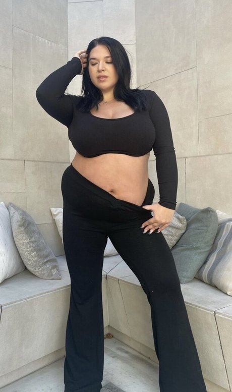 Sierra K ポルノモデル 写真