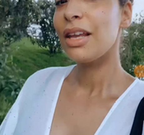 Lamiya Slimani アダルトモデル ギャラリー