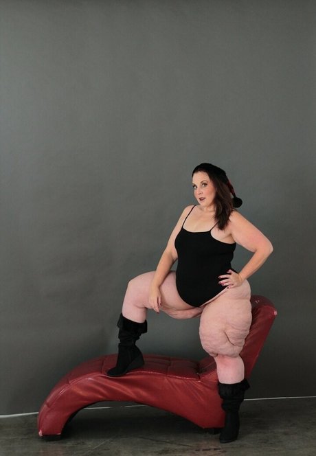 熟女の足オンリーファンズ 無料ポルノ 画像