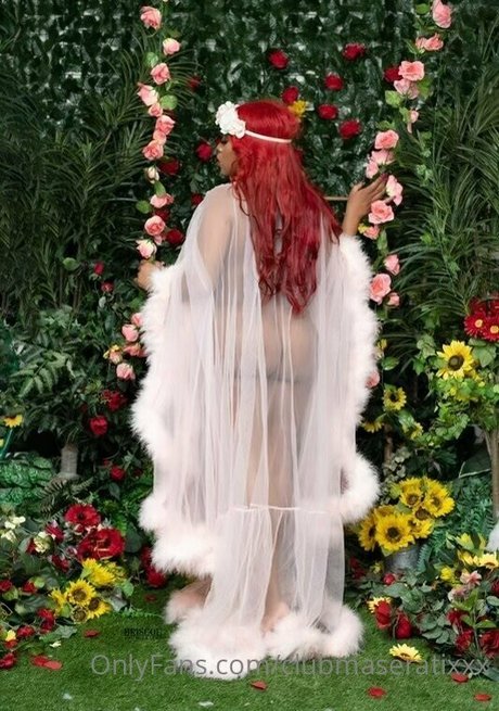 clubmaseratixxx セクシーなスター 写真