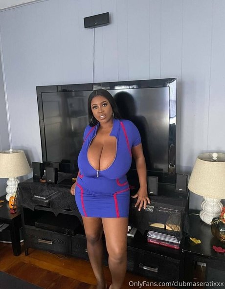 clubmaseratixxx 可愛い女優 画像