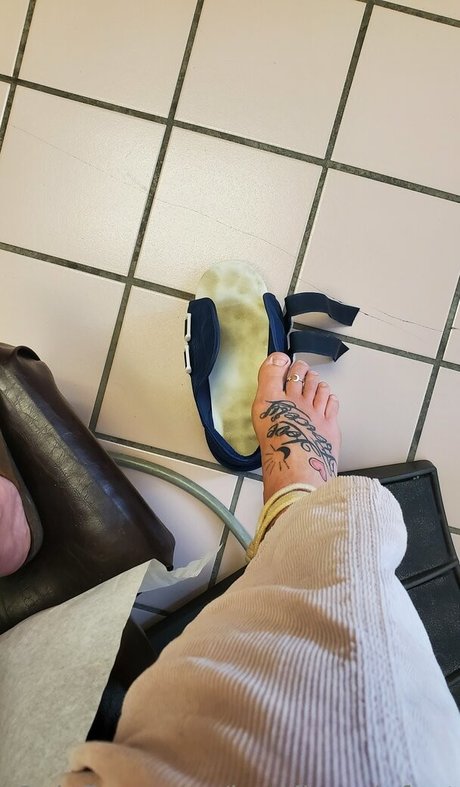 lovefiercelyfeet 写真集