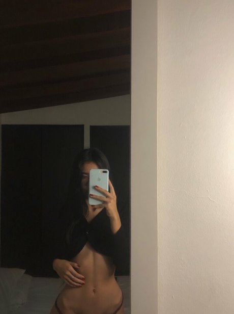 __tsunamy 無料モデル 画像