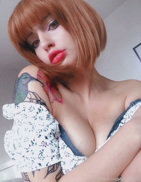 巨乳熟女オンリーファンズ セクシーxxx 写真