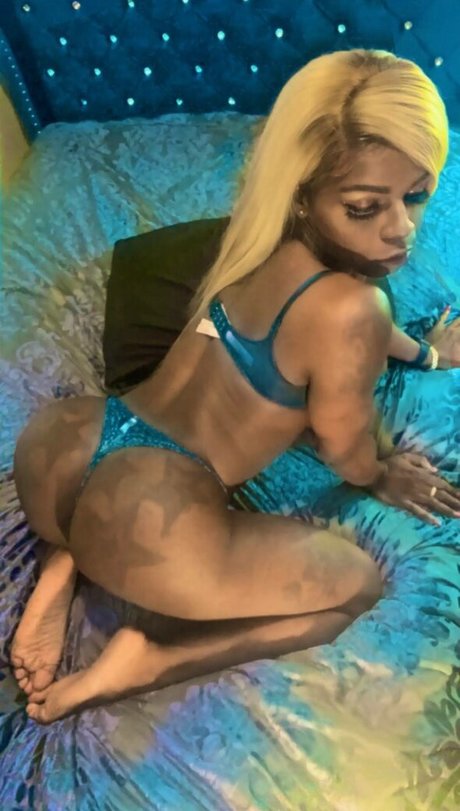 Carmen Brown 素敵なモデル 画像