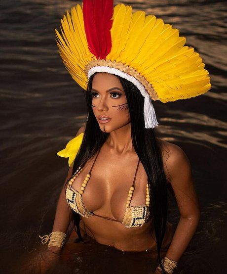 Karol Lima アートモデル 写真