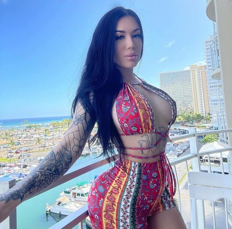 Lacey Jayne 素敵なポルノスター 写真