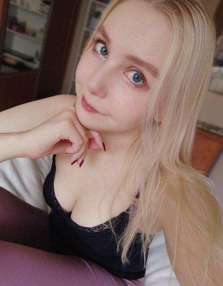 ブロンドのお尻オンリーファンズ セクシーxxx 写真