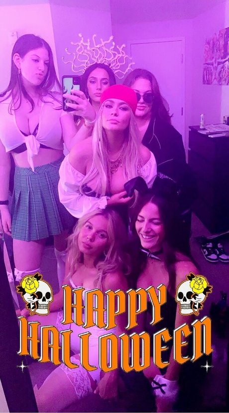 Alana Z エロティックなスター 写真