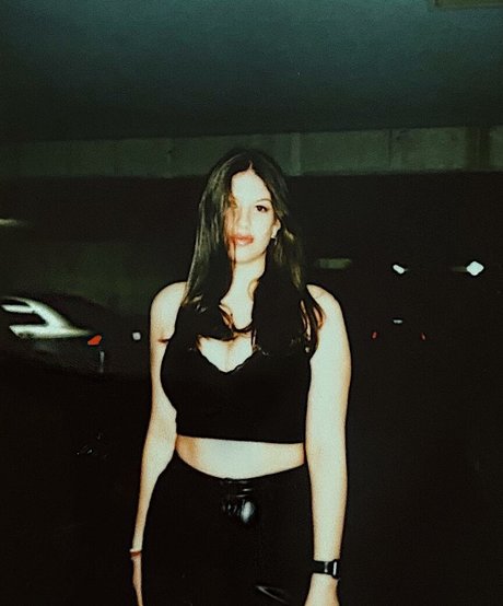 Alana Z エロティックなモデル 写真