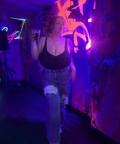 Sophia A かわいいモデル 写真