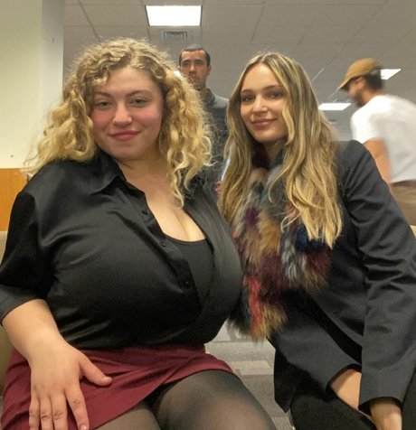 尖ったおっぱいオンリーファンズ 限定 ギャラリー