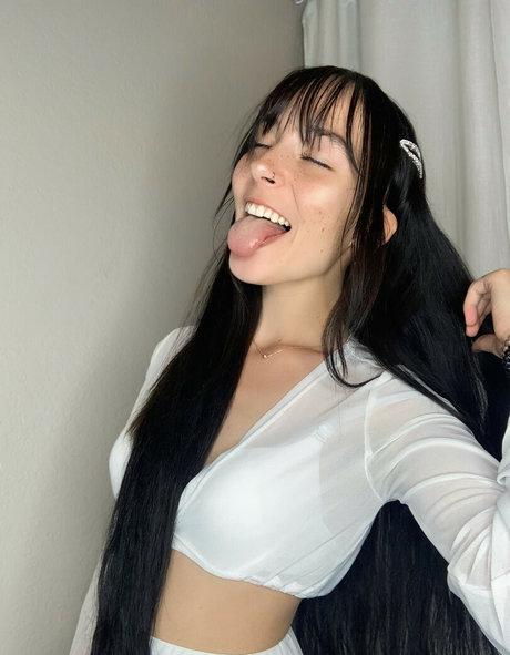 lilemmajade かわいいポルノスター 写真