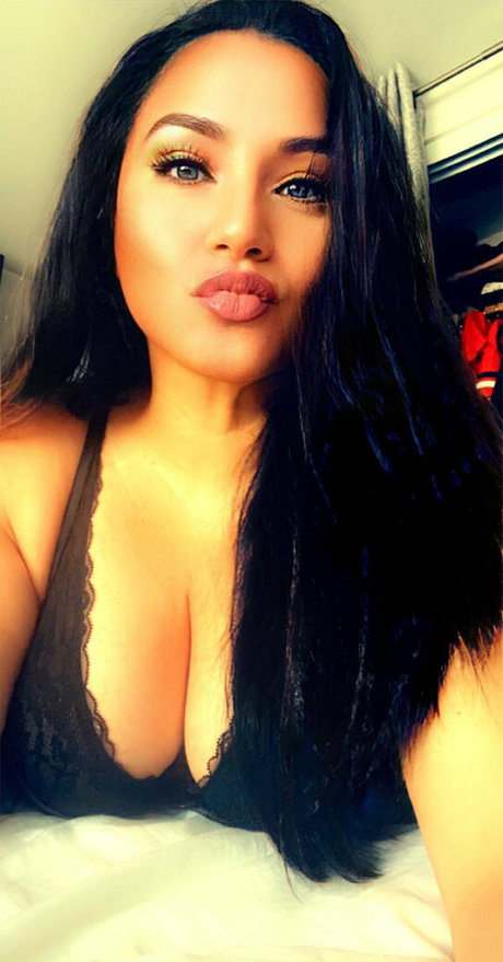 いちごミルクオンリーファンズ ホットヌード アーカイブ