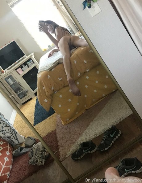 hunnydewboy 裸の女優 写真